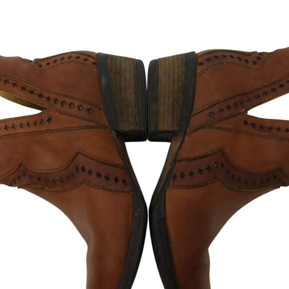 Very Volatile Brescia Western Boot Womens 7 Bootie Ankle Slip On Brown Leather - Picture 16 of 16